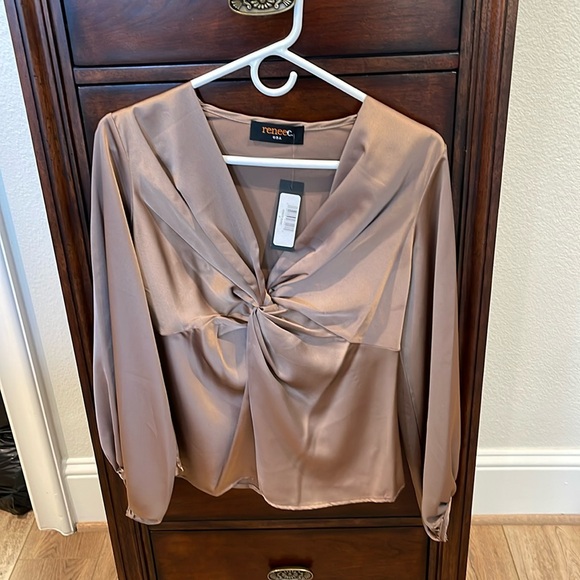 ReneeC top BNWT - Picture 1 of 2